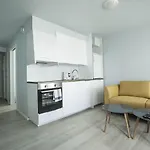 Ξενοδοχείο με διαμερίσματα Housing