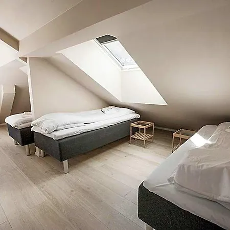 Housing 4*