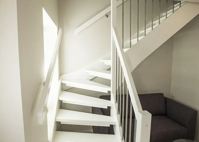 Housing Lägenhetshotell 4*